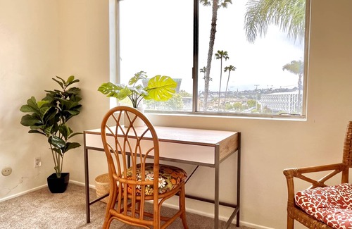Point Loma Heights Condo | Tiki Condo -charming, tropical, retro; great location near beach; pool & parking