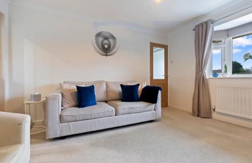 Leicester House | Tilly's Townhouse With parking