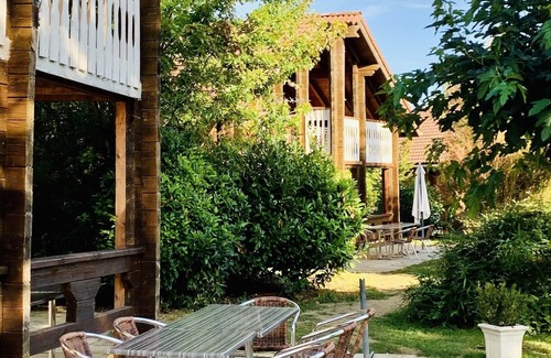 Meilhac House | Timber-frame house with pond and swimming pool, Parc Régional Périgord Limousin