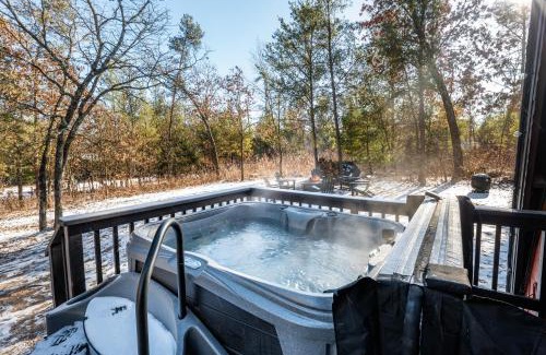 Friendship House | Timber Haven Aframe Cabin - Brand New Hot Tub