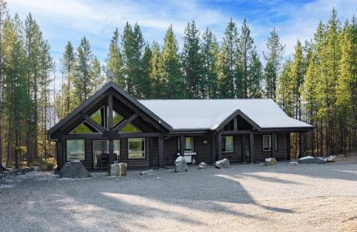 Valemount House | Timber Lodge