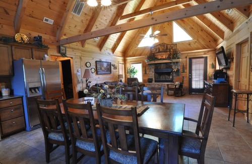 Branson Cedars Cabin | Timber Mountain Lodge, Private Hot Tub .1 Mi to Thunder Ridge; 10 min Branson