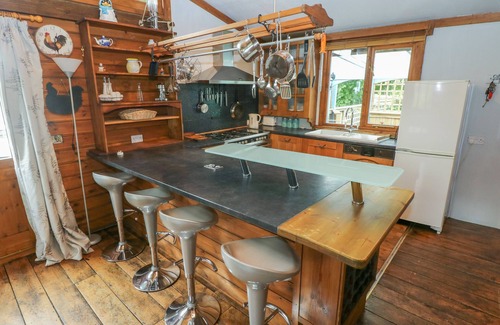 Cosheston Cottage | TIMBERTWIG LODGE, pet friendly, with open fire in Pembroke