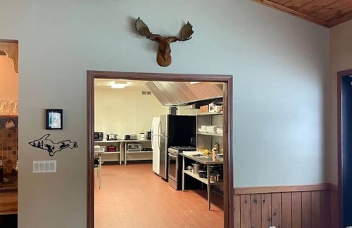 Steuben House | Timberwolf Lodge Directly on Haywire Snowmobile & ATV Trial