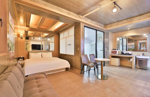 Mulgum-ri Hotel | Time Hotel