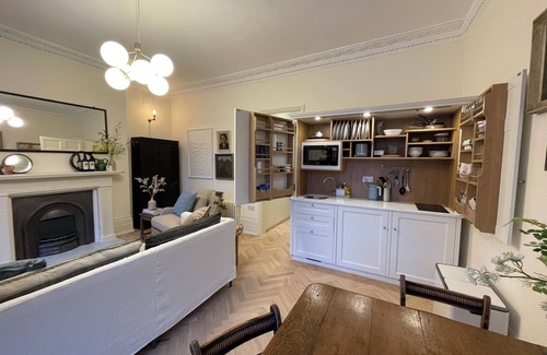 Finsbury Apartment | Timelessly Luxurious 1BD Flat, Clerkenwell