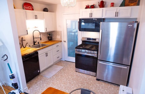 Midwest City House | Tinker AFB Midwest City OKC I-40 Maverick Themed Getaway!