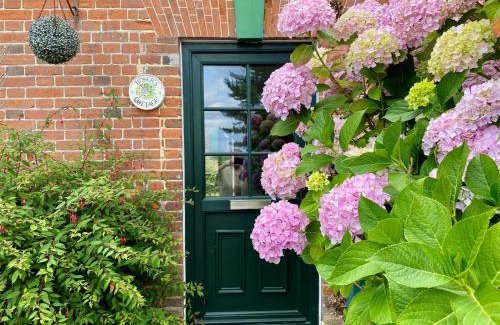 Dunwich House | Tinkers Cottage