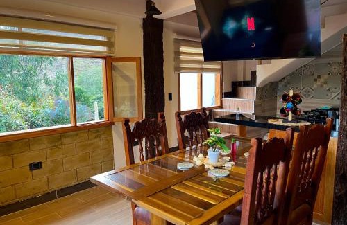 Sutamarchan Ski Chalet | Tinny House Villa Victoria