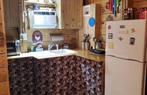 Telogia Cottage | Tiny Cottage at Goat House Farm