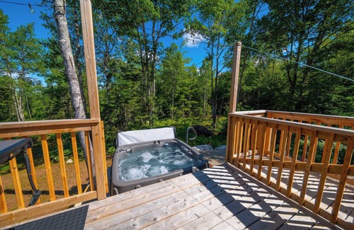 Chester Ski Chalet | Tiny home in Chester Nova Scotia. Hosted by Dordean Suites