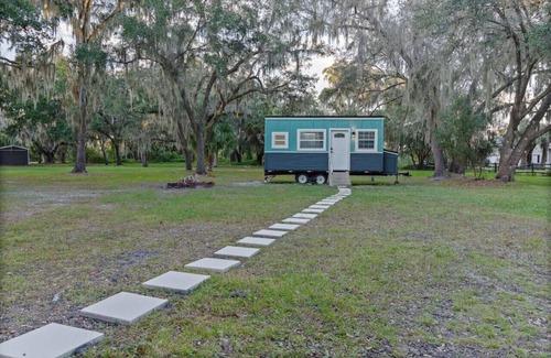 Kissimmee House | Tiny Home on Wheels! Firepit + Close to Disney!