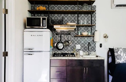 Estrella House | Tiny Home with Wi-Fi 3 mi. from Downtown Phoenixnn