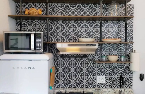Estrella House | Tiny Home with Wi-Fi 3 mi. from Downtown Phoenixnn