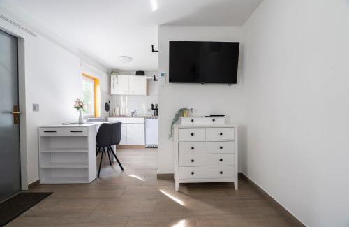 Garden Apartment | Tiny House direkt am See mit Grillecke