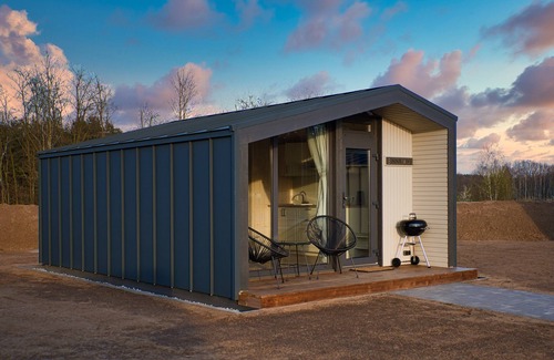 Klitten House | Tiny House Ida #12 at Bärwalder See - SKAN-PARK