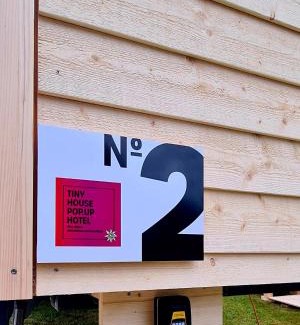 Central Interlaken Apartment | Tiny House Pop Up Hotel Des Alpes Interlaken