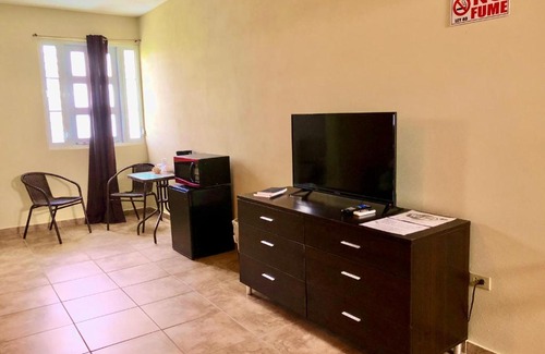 Asomante Hotel | Tio Pepe’s Guest House