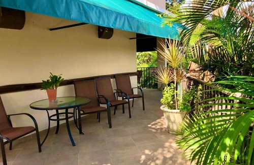 Asomante Hotel | Tio Pepe’s Guest House