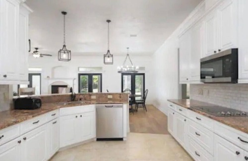 Jonesville House | Tioga Town Center Retreat - Gainesville