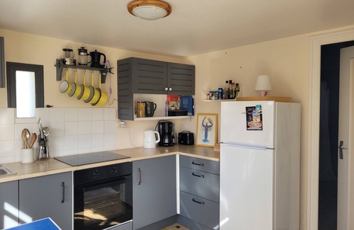 Pouldreuzic House | Tipoz'Immo-Maison Bleue walking distance to beach-spot surf-draps included