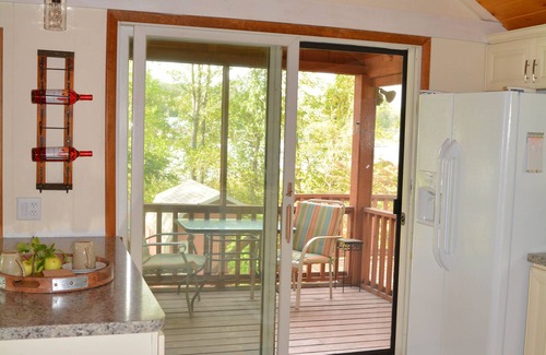 Leesburg House | Tippy Cottage on the Lake