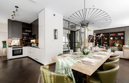 Soho Apartment | TiPToP Oxford St! Family+Couples Unique Chill Design Haven