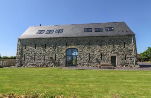 Llangefni House | Tithe Barn
