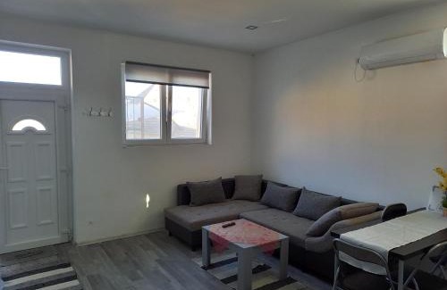 Bakonykoppany Apartment | TITI House