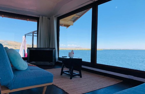 Lake Titicaca - Puno Hotel | Titicaca island lodge peru