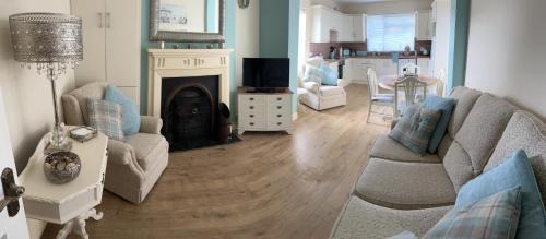 Enniskillen House | TJ’s Cottage