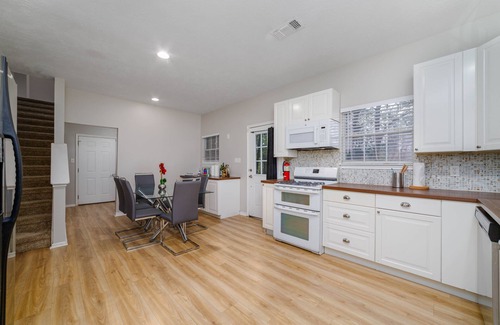 Katy House | TLC Mini-mansion , KATY TEXAS