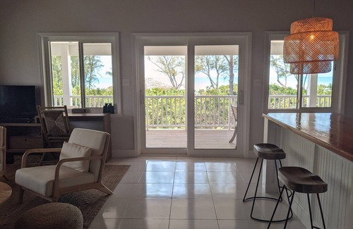Morris Settlement House | TLSea Private Beachfront Home with Gazebo on Sunset Beach