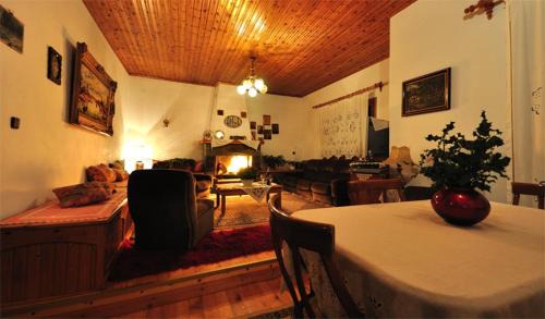 Lake Plastiras Apartment | To Balkoni tis Limnis Plastira