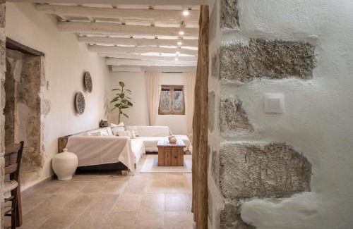 Kournas House | To Patriko