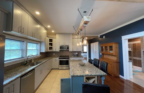 Tobermory Cottage | Tobermory Bruce Peninsula Beautiful Cottage
