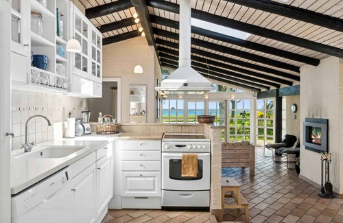 Hov House | Togetherness, coziness & magical Great Belt view