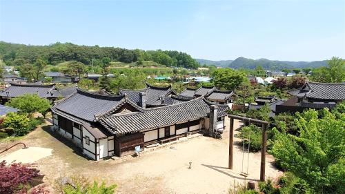 Bonghwa House | Tohyang Traditional House