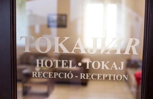 Tokaj Hotel | Tokajvár Hotel