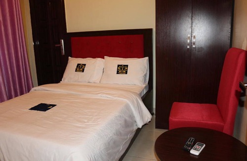 Uyo Hotel | TommsVille Hotels