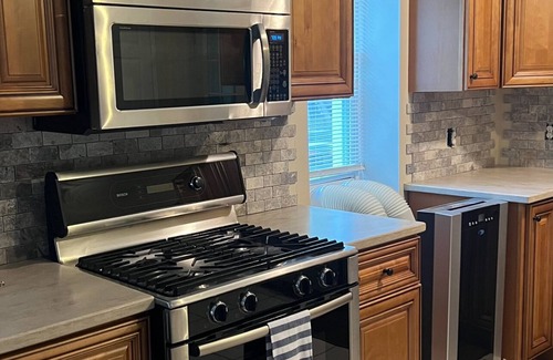 Town of Aurelius Apartment | Tom’s Lake Views- Charming 2bedroom Apt nestled in the heart of the Finger lakes
