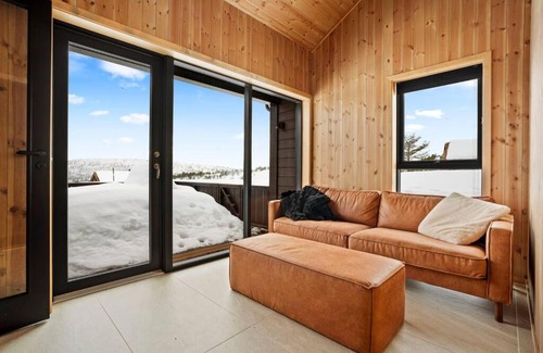 Stryn House | Tonningssætra Mountain Lodge