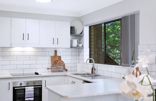 Toowong Apartment | Toowong Village Tranquility A Slice of Brisbane