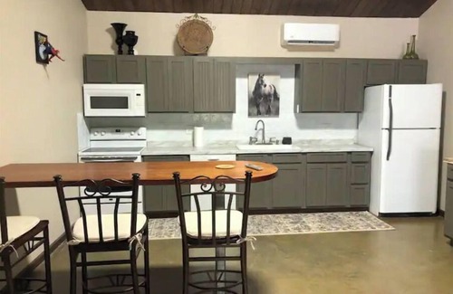 White Plains Cabin | Top Alrbnb destination now on VRBO! Awesome fishing and miles of trails!