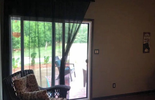 White Plains Cabin | Top Alrbnb destination now on VRBO! Awesome fishing and miles of trails!