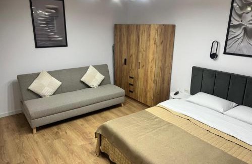 Onesti Apartment | Top City Central