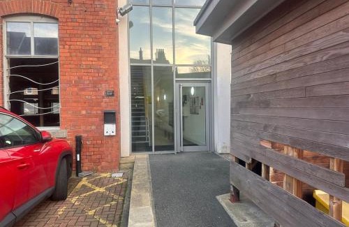 Morley Apartment | Top floor 2 bedroom retreat