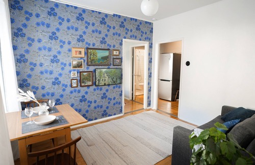 Kallio Apartment | Top Floor Apartment for Urban Explorers & Remote Working +Amenities & Frame TV