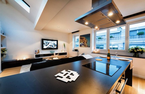 Chatelain Apartment | Top-Floor Loft Apartment in the Louise-Châtelain Area