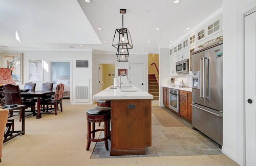 Stratton Mountain Condo | Top Flr Duplex 4BR 4BA - Walk to All @ Stratton Mt